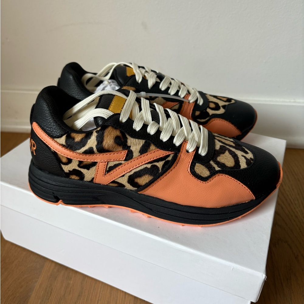 Two Thousand Never Cheetah Black Peach Leather Lace Up Sneakers Sz 6